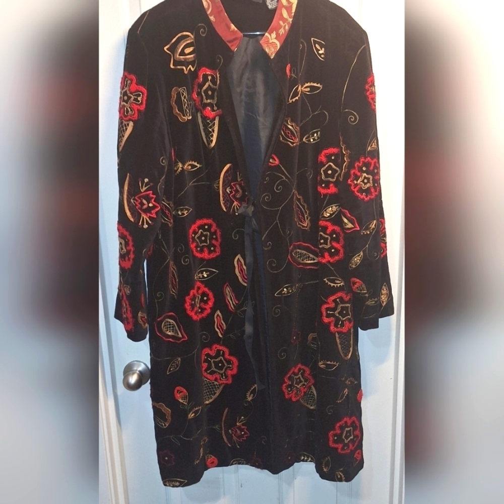 Entice Black Velvet Floral Embroidered Duster Jacket 2XL